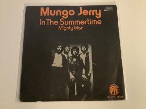 Mungo Jerry Single - In The Summertime / Mighty Man