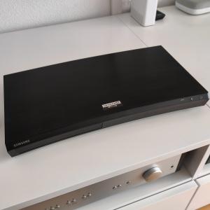 Samsung UBD-M9500 EN 4K Ultra HD Blu-ray Player