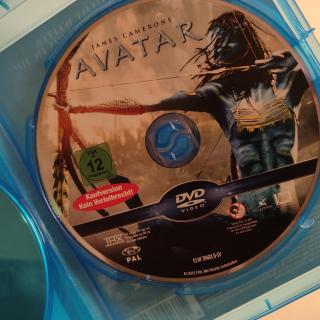 Blu-Ray 3D und DVD - James Camerons AVATAR