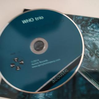 2xCD - WHO Trio – The WHO Zoo