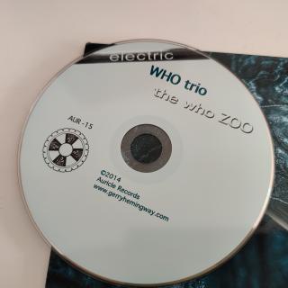 2xCD - WHO Trio – The WHO Zoo