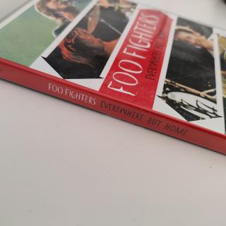 DVD AU - Foo Fighters – Everywhere But Home - in Topzustand