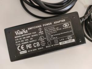 Wadia Switching Power Adapter Model gfp241da-1220 