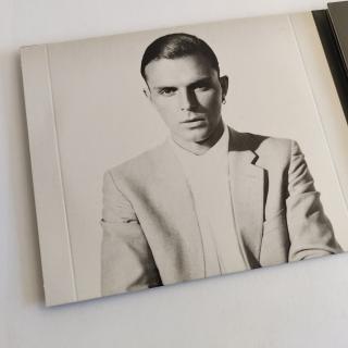 Hurts – Happiness Deluxe Edition CD + DVD