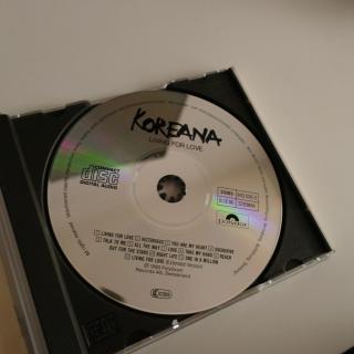 Koreana – Living For Love: von allen vier signiert | CD 